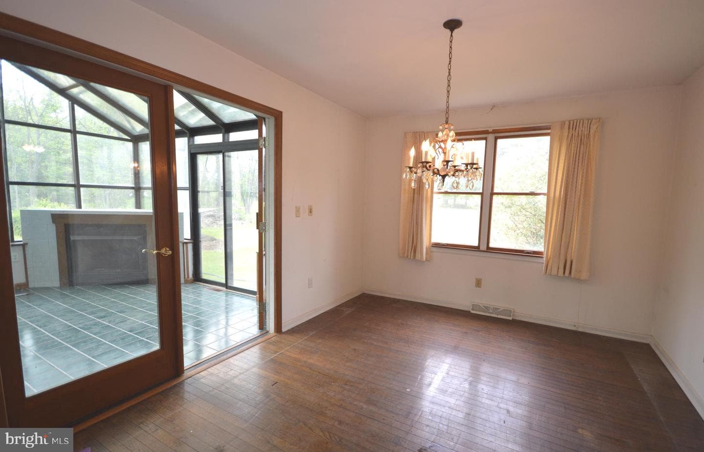 749 Street Road photo 22