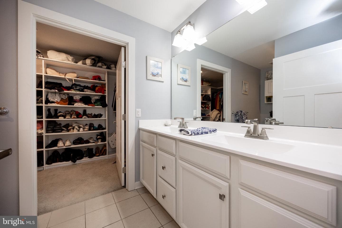 214 Folin Street photo 16