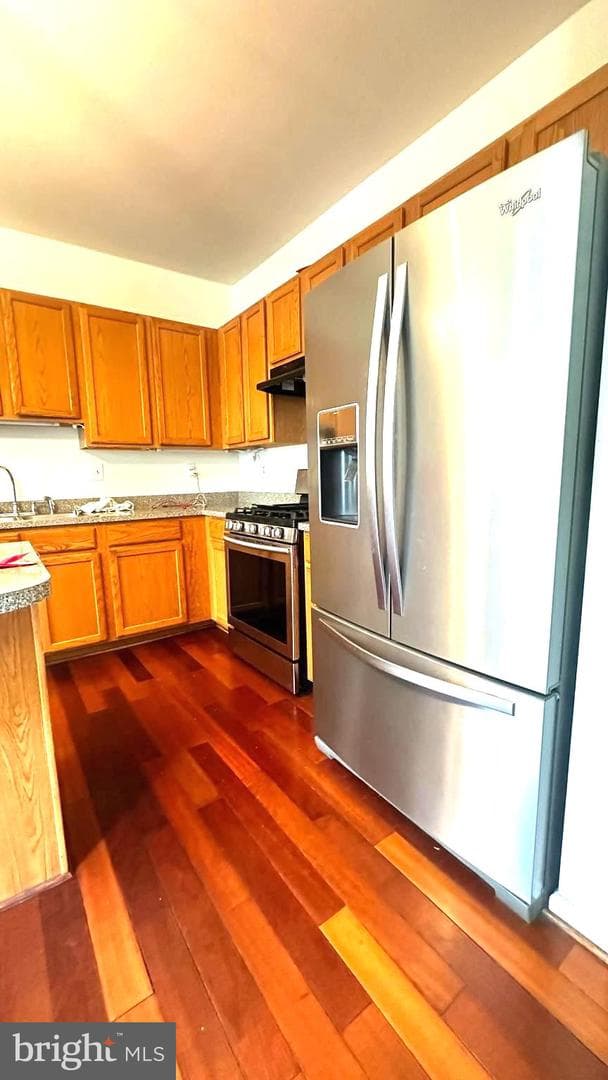 108 Stratford Ct photo 8