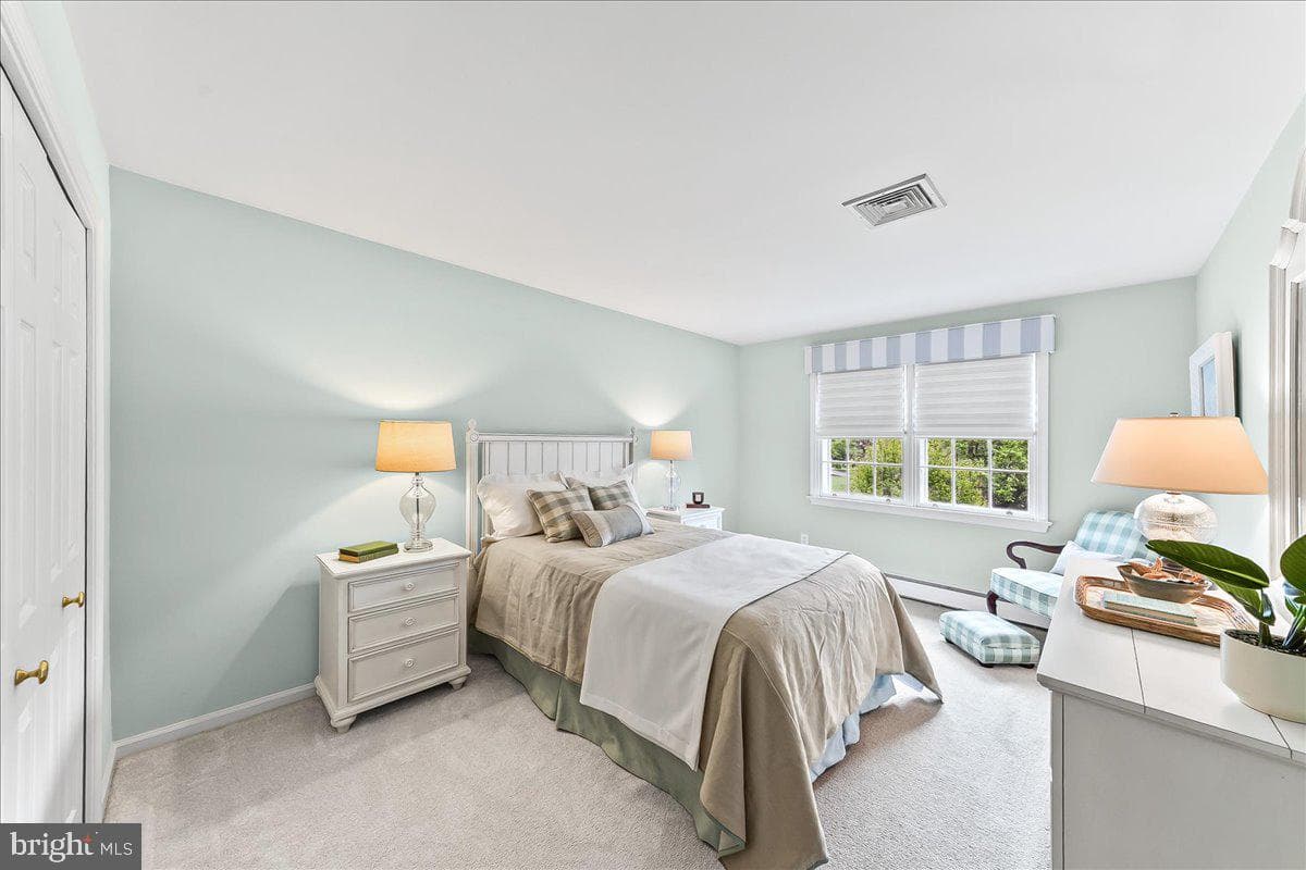 1026 Waltham Road photo 33