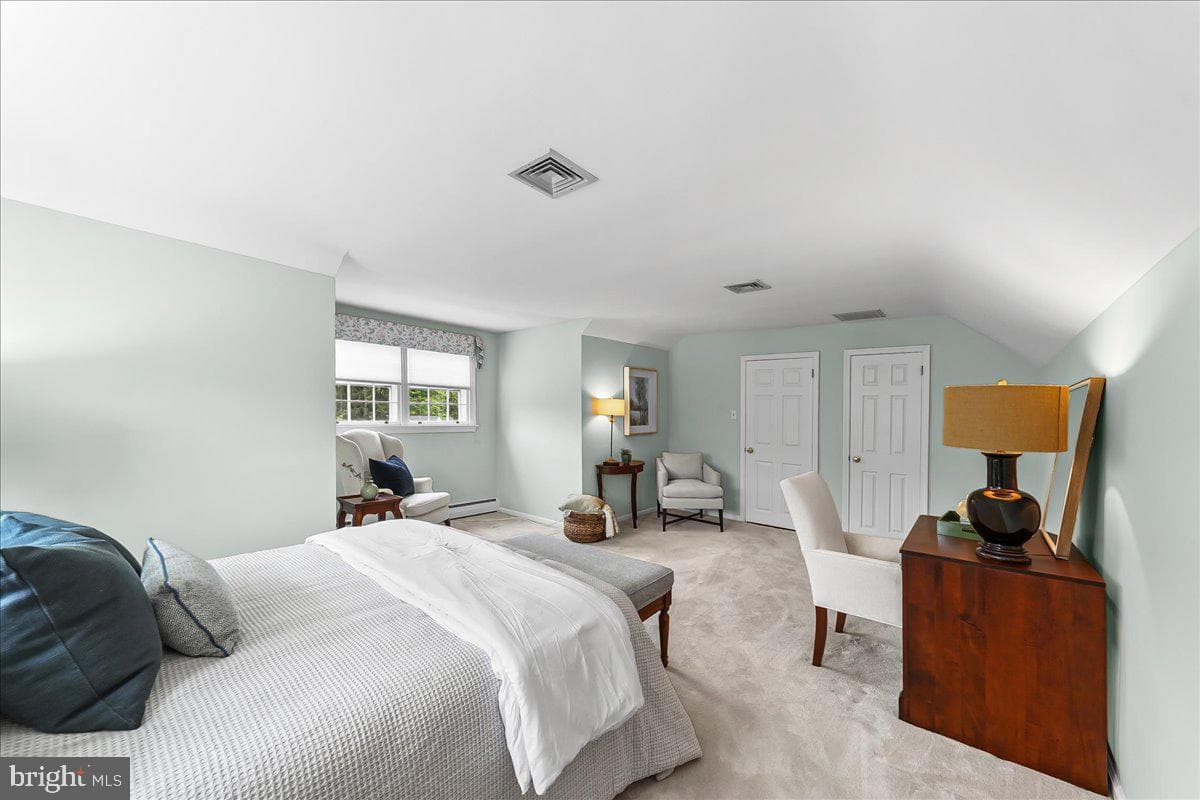 1026 Waltham Road photo 40