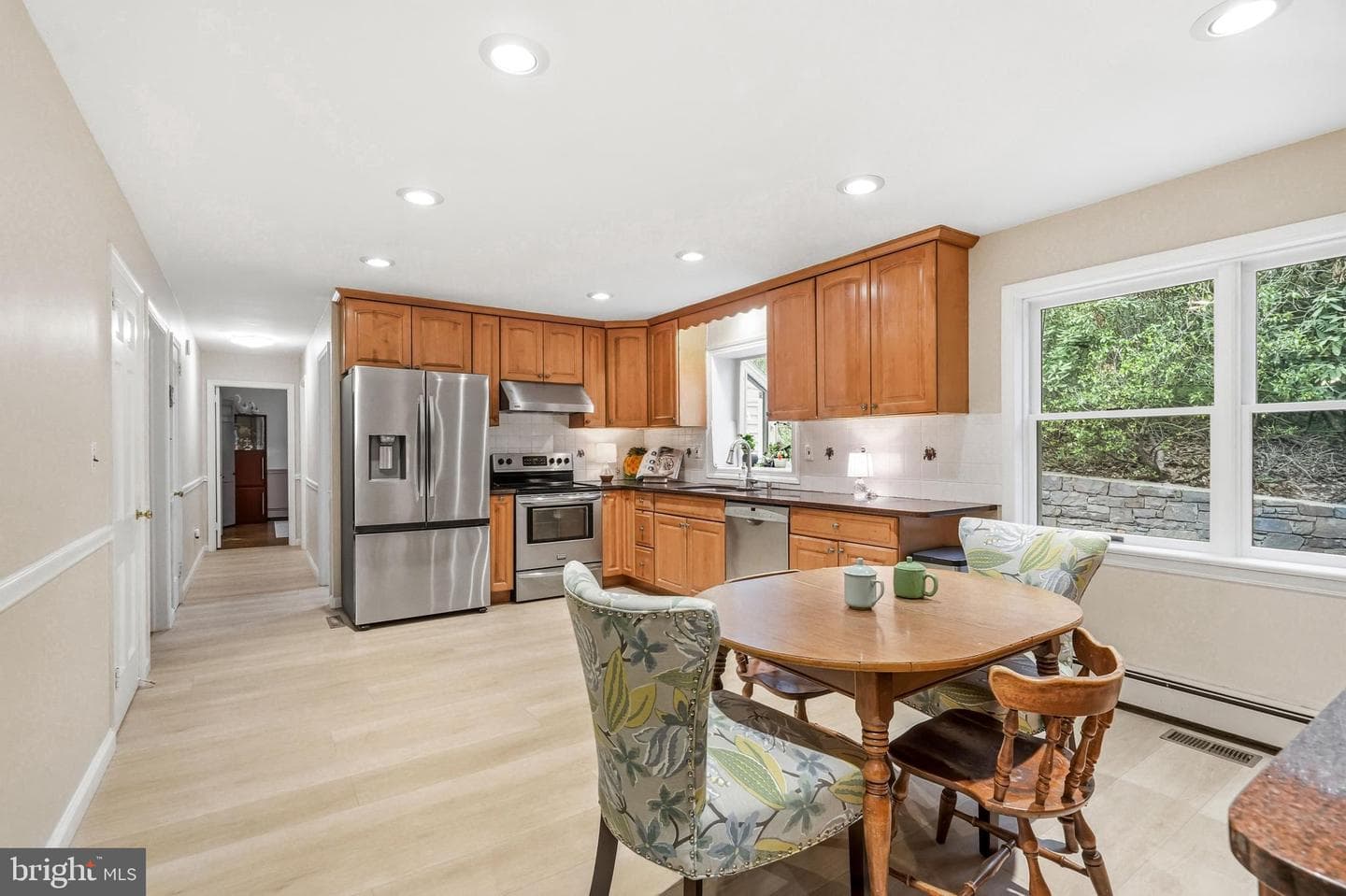 407 Margo Lane photo 14