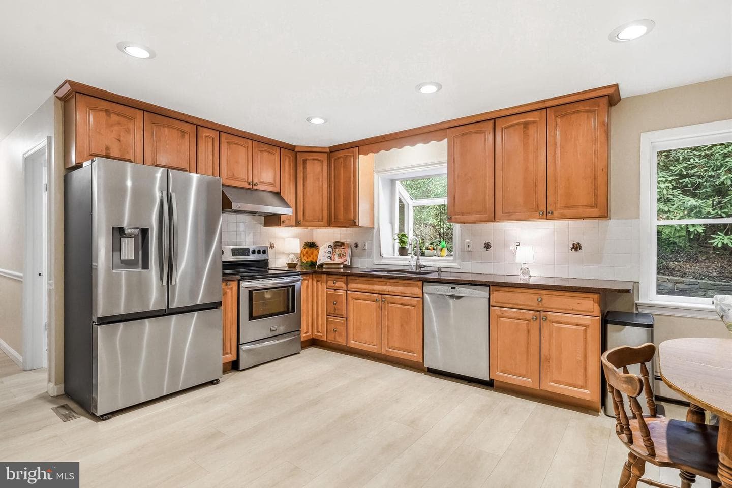 407 Margo Lane photo 16