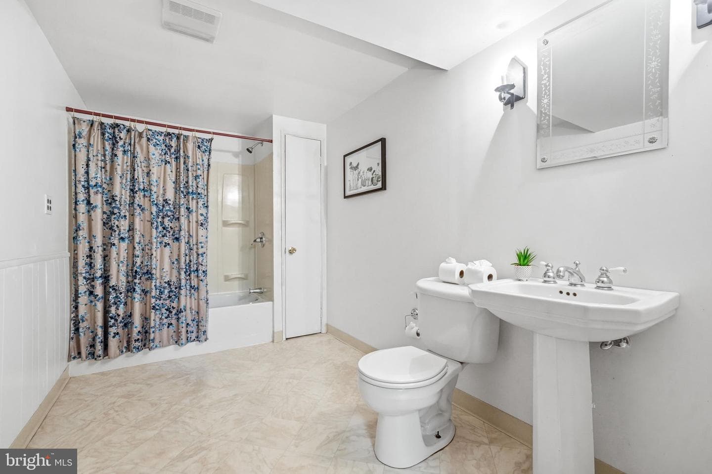 407 Margo Lane photo 49