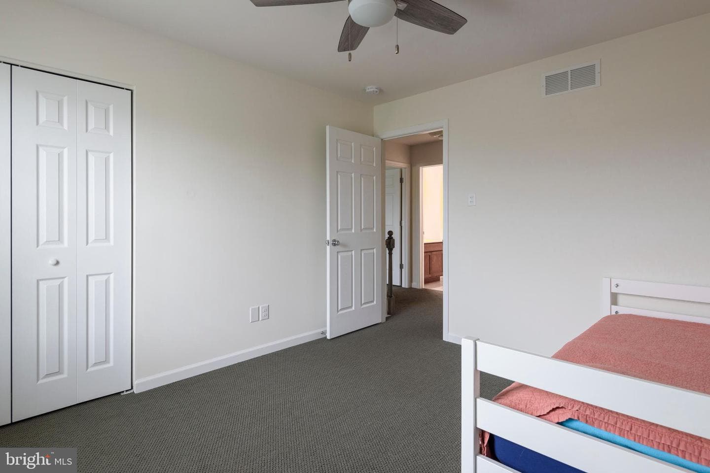 432 Highland Court photo 27