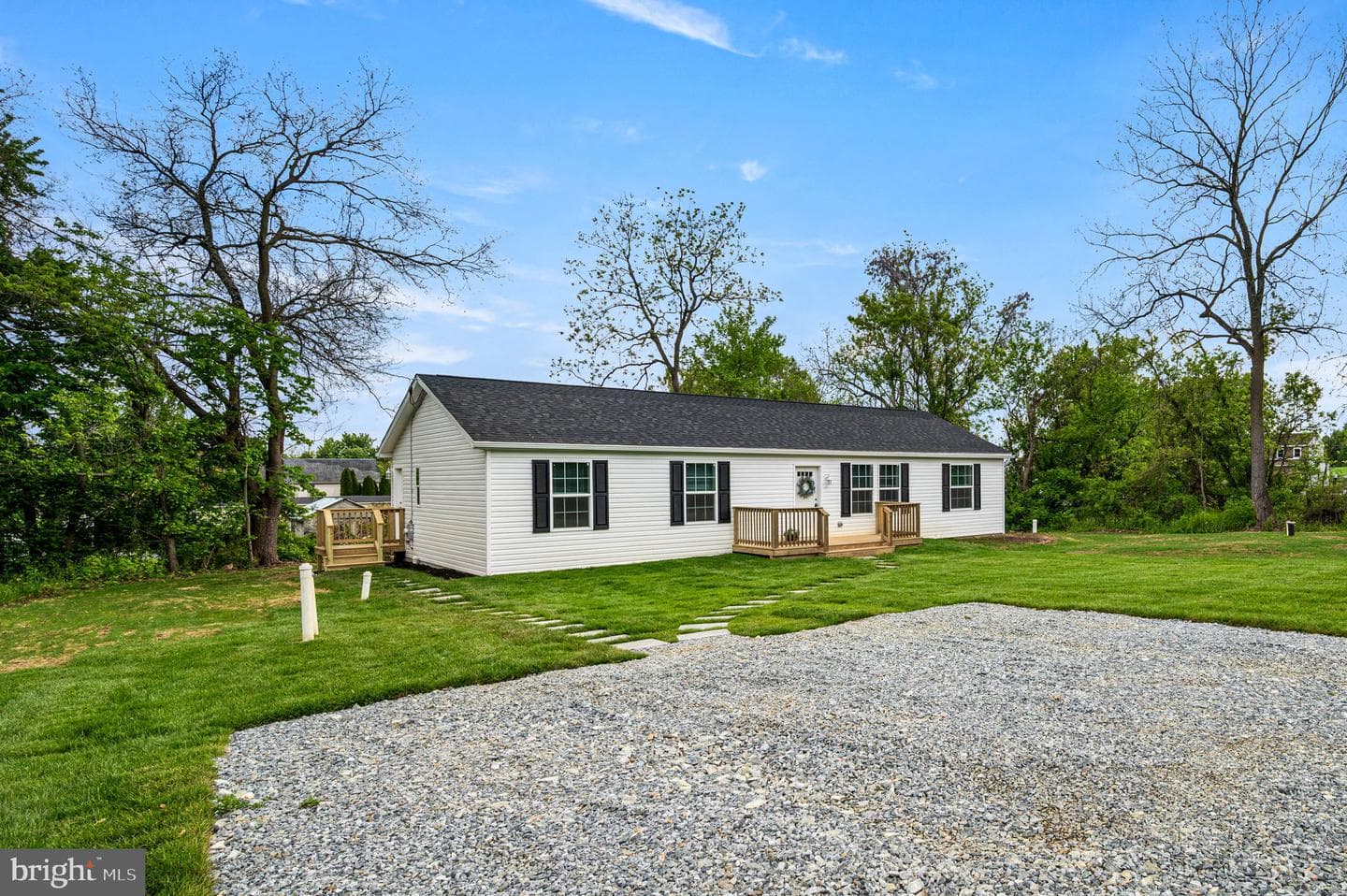 108 Third Avenue photo 1