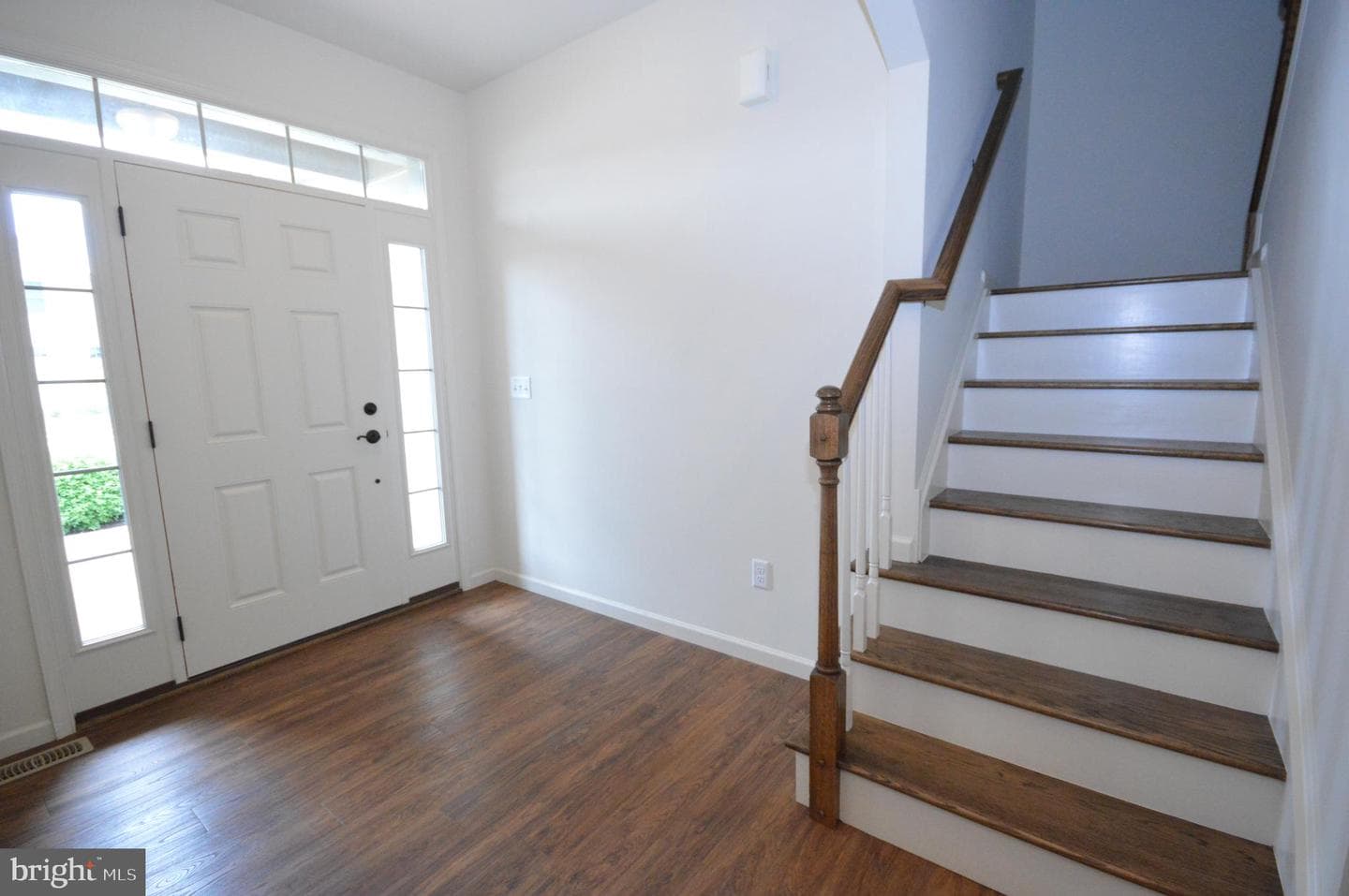 252 Honeycroft Boulevard photo 3