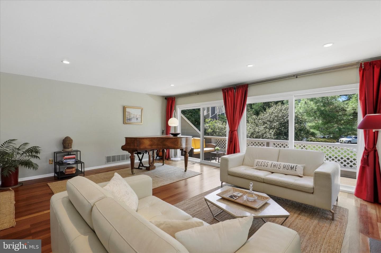 60 Cabot Drive photo 12