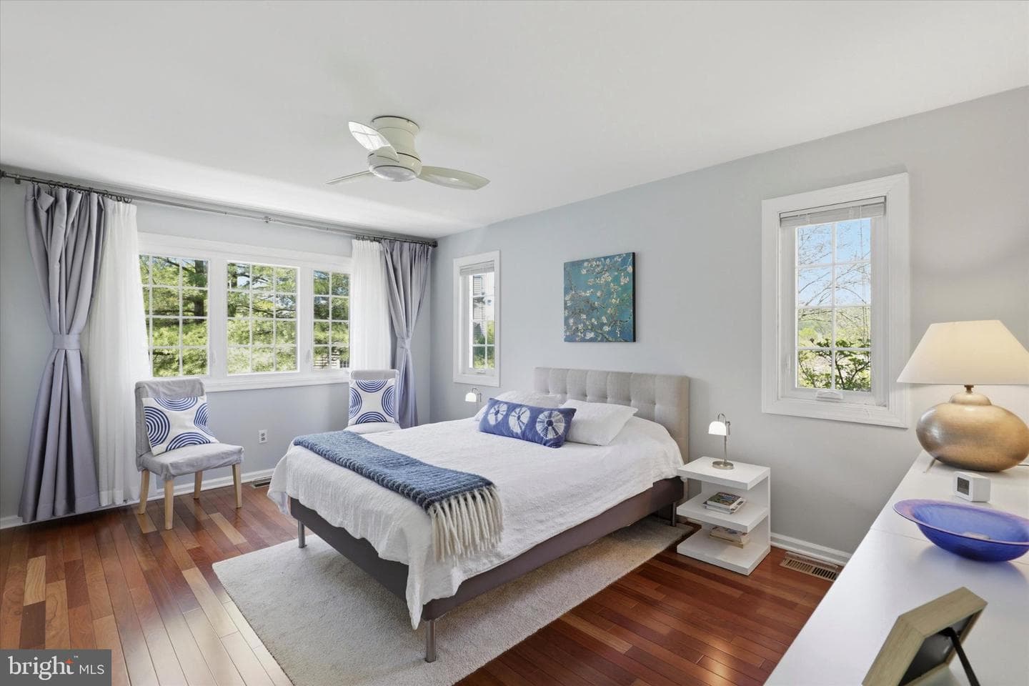 60 Cabot Drive photo 18