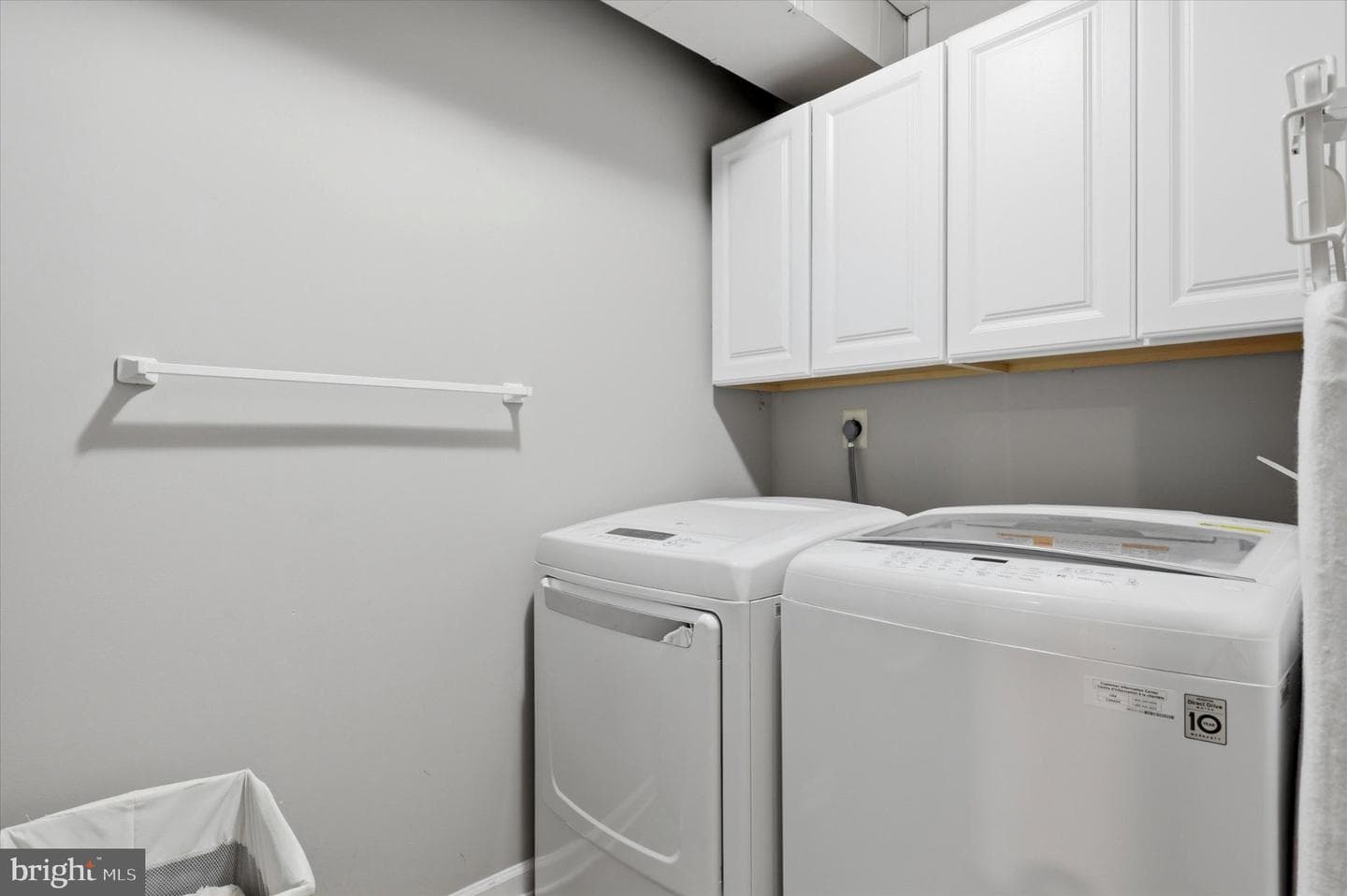 60 Cabot Drive photo 33