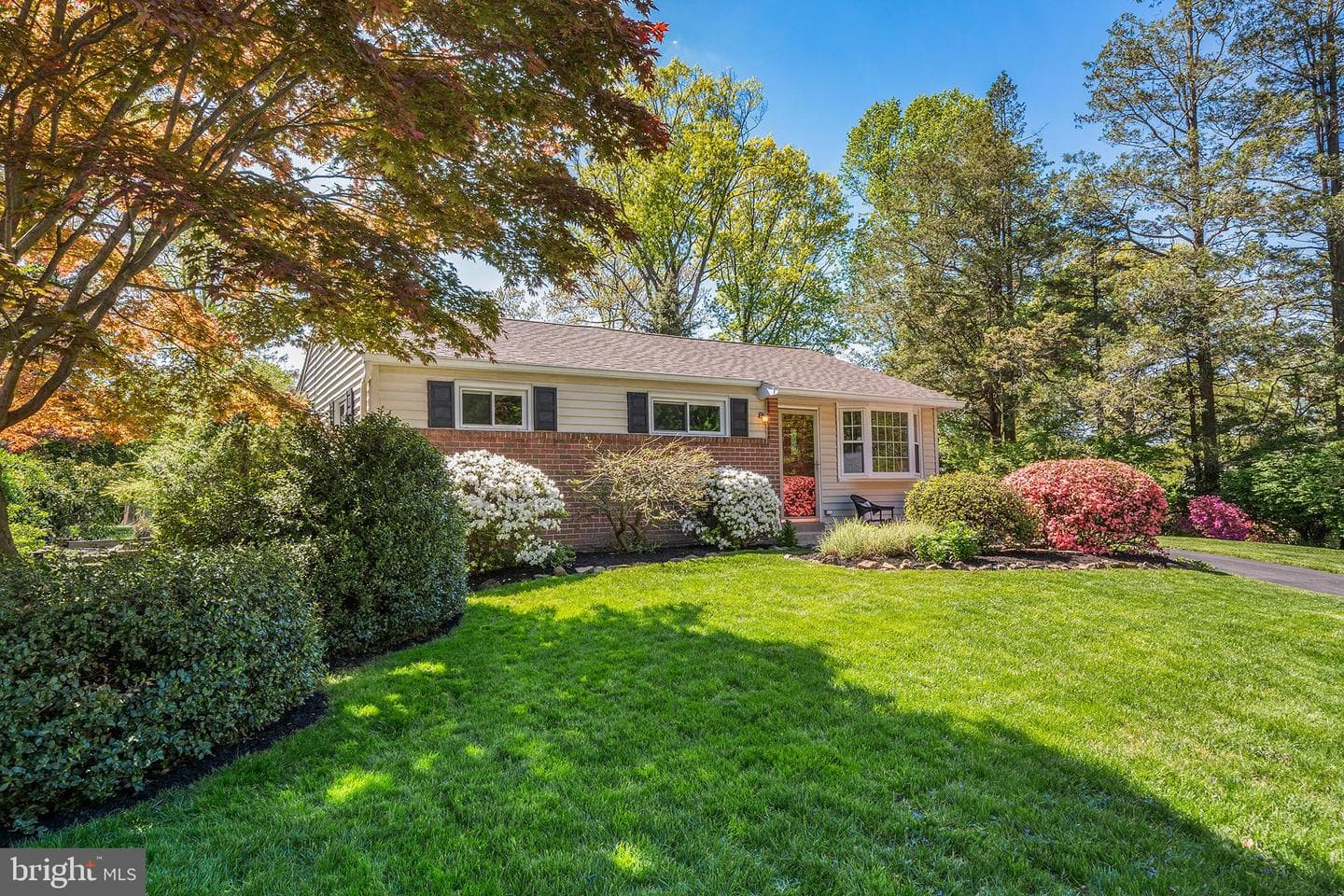 6 Diane Drive