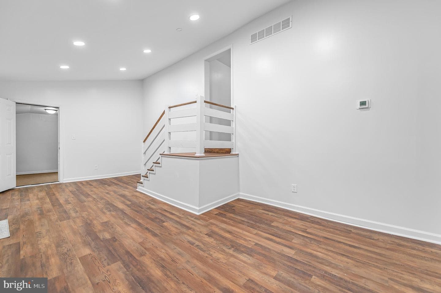 1402 Valley Road photo 11