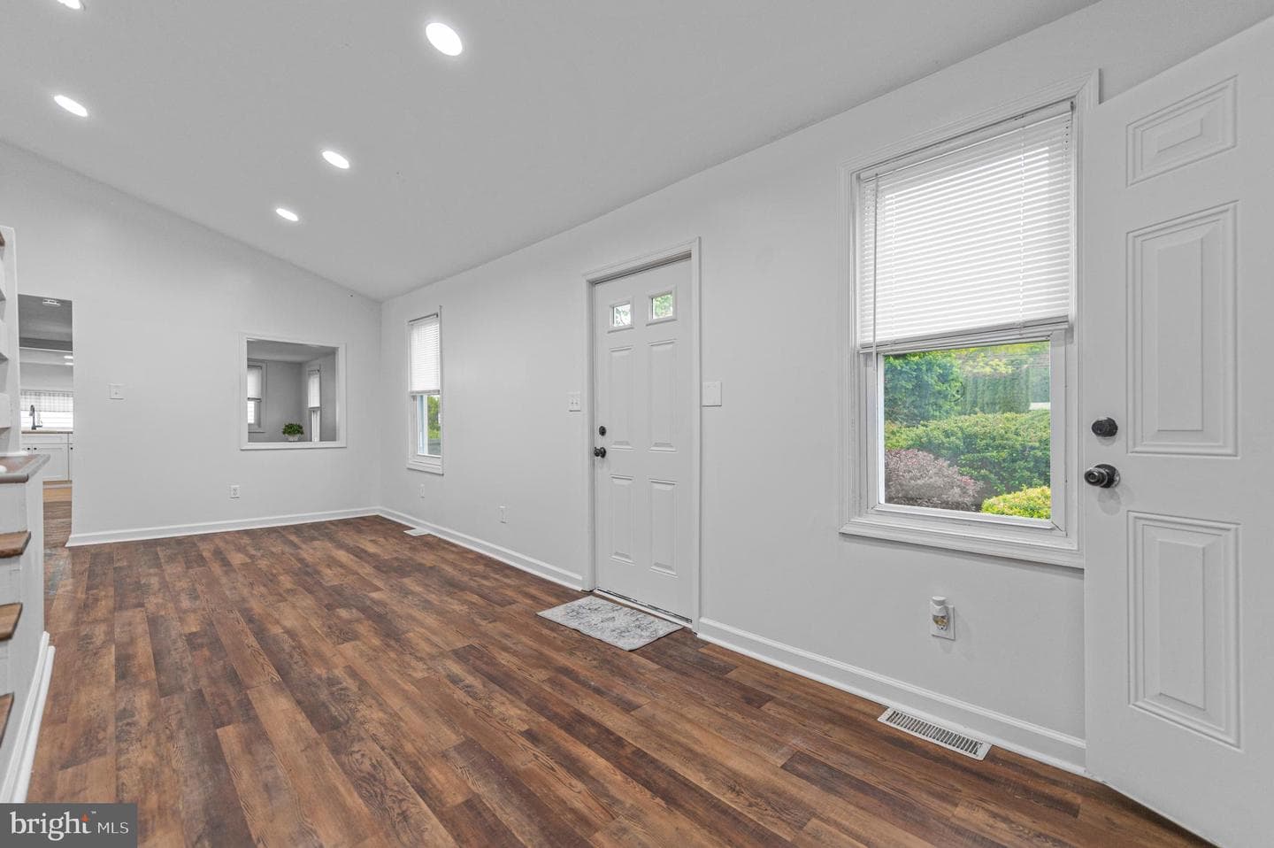 1402 Valley Road photo 13