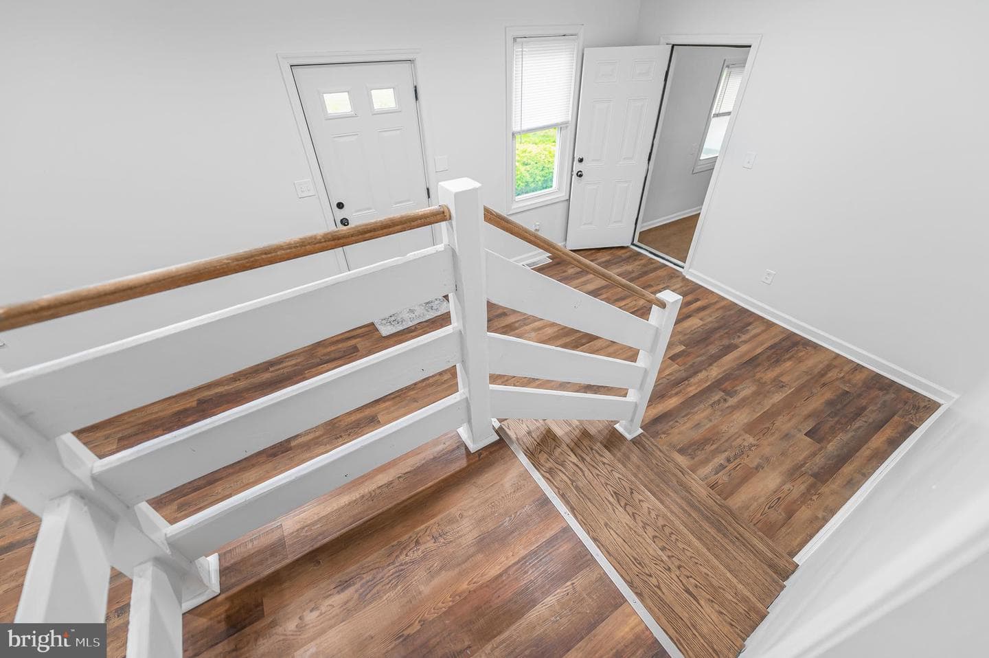 1402 Valley Road photo 17