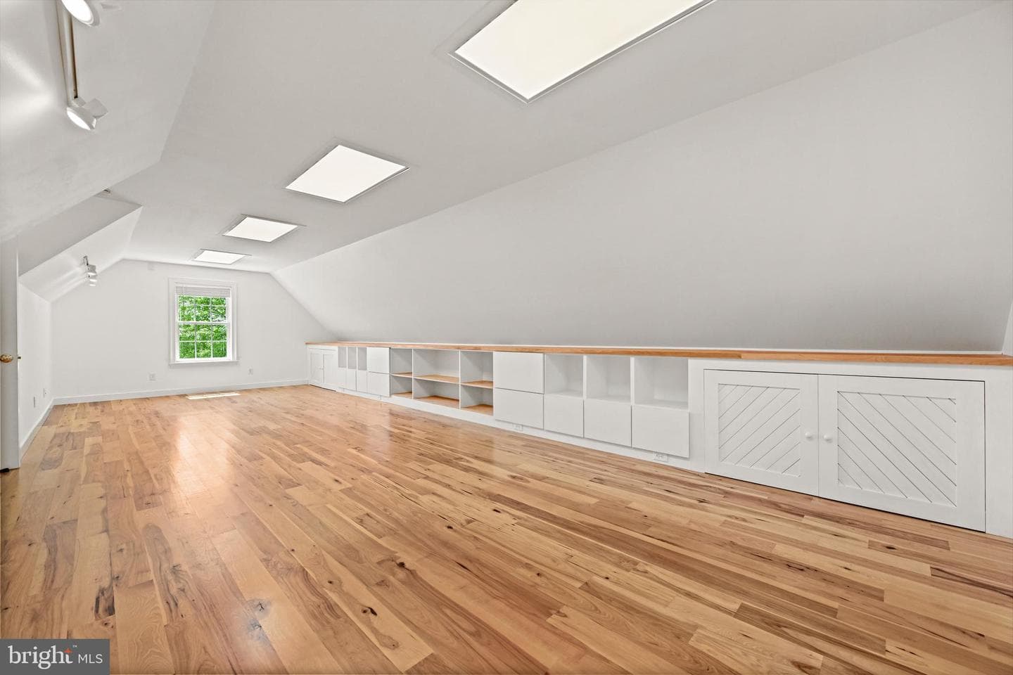 631 Harveys Bridge Road photo 35