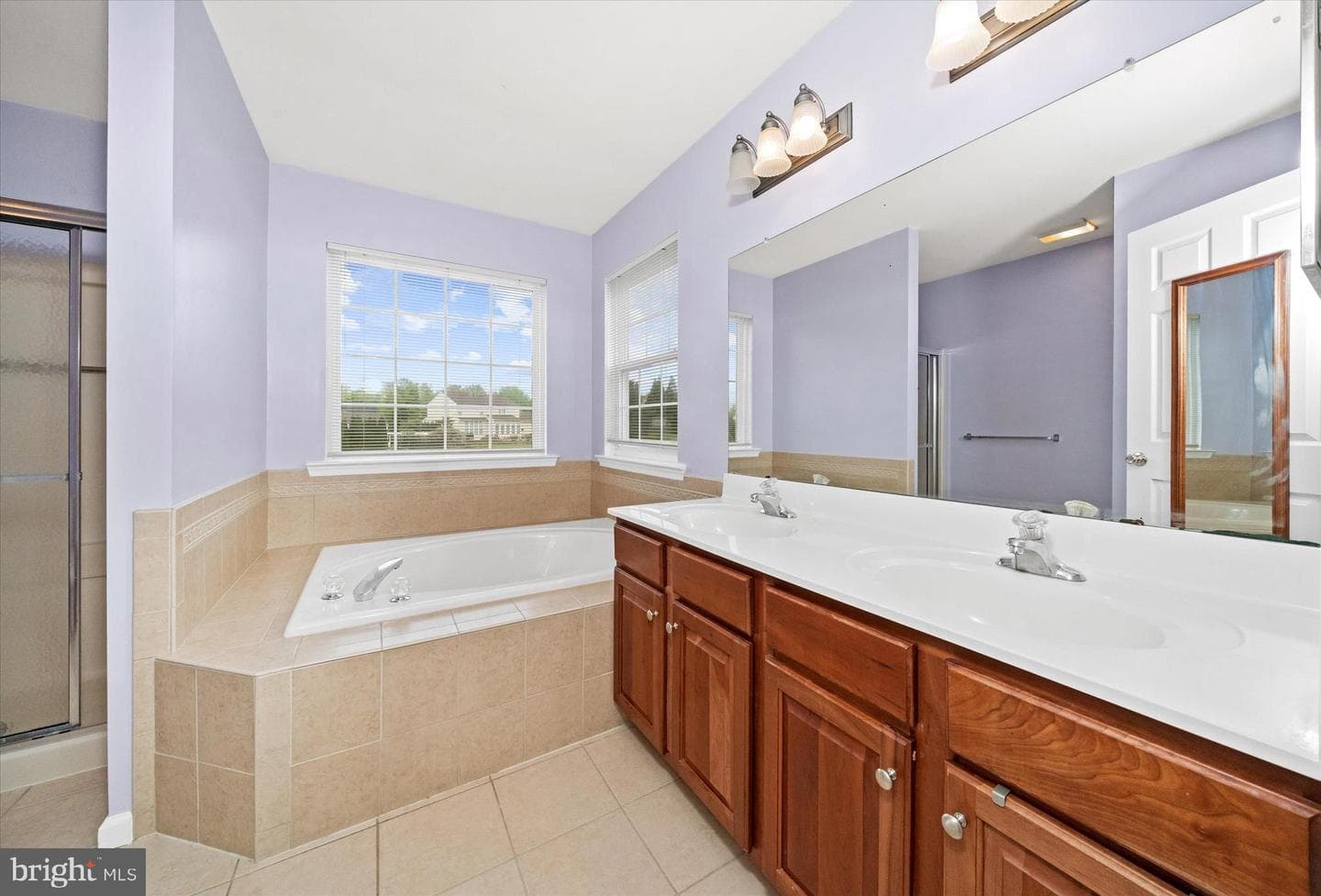 17 Allsmeer Drive photo 42