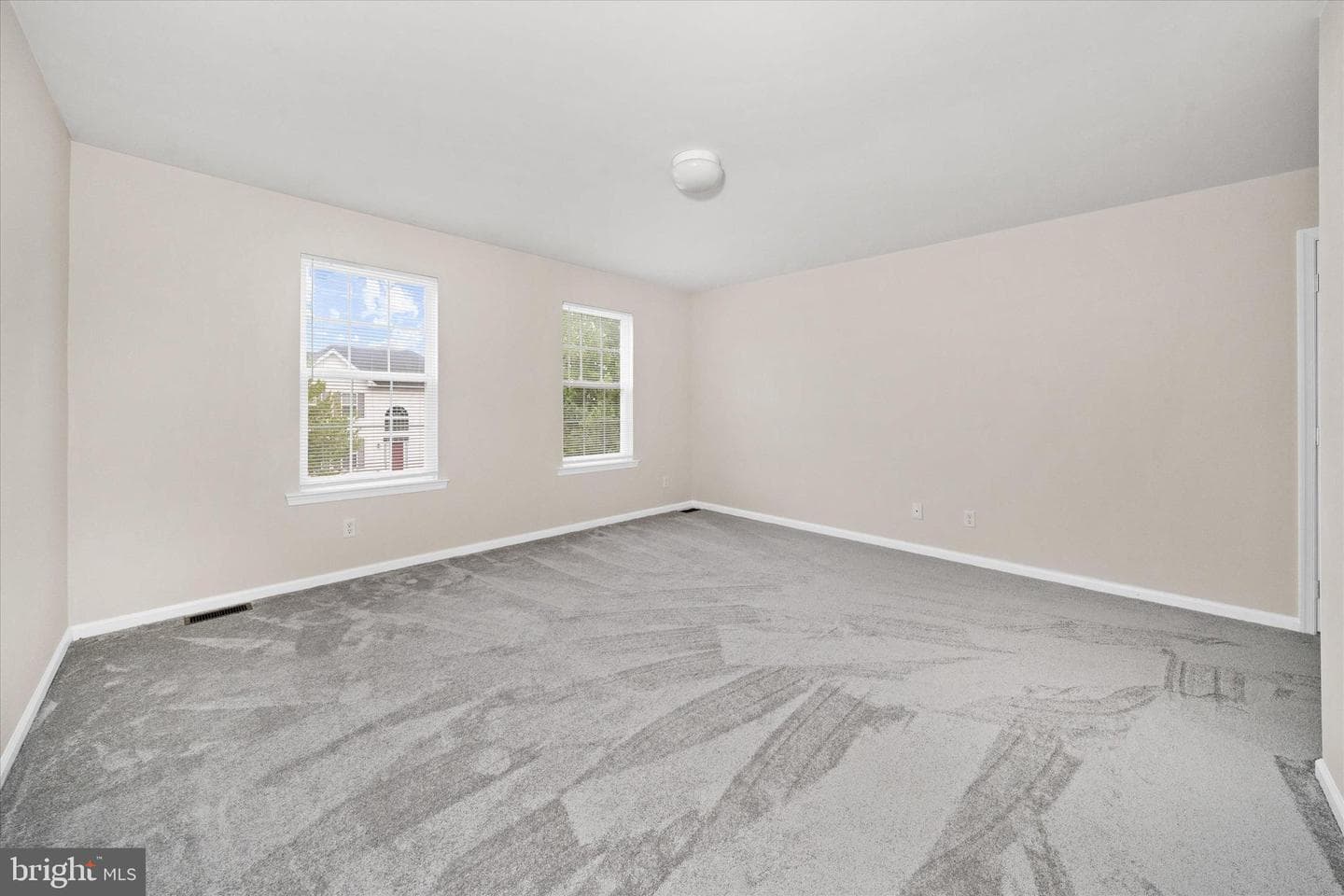 17 Allsmeer Drive photo 47