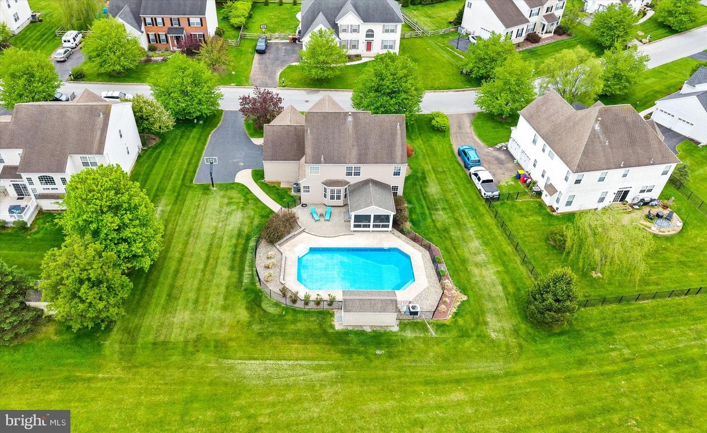 17 Allsmeer Drive photo 7