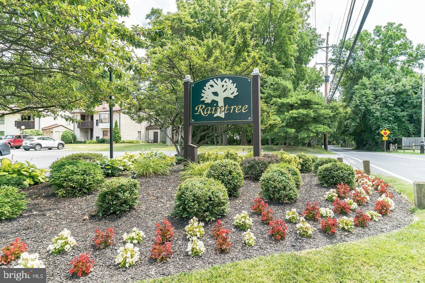 1704 Raintree Lane