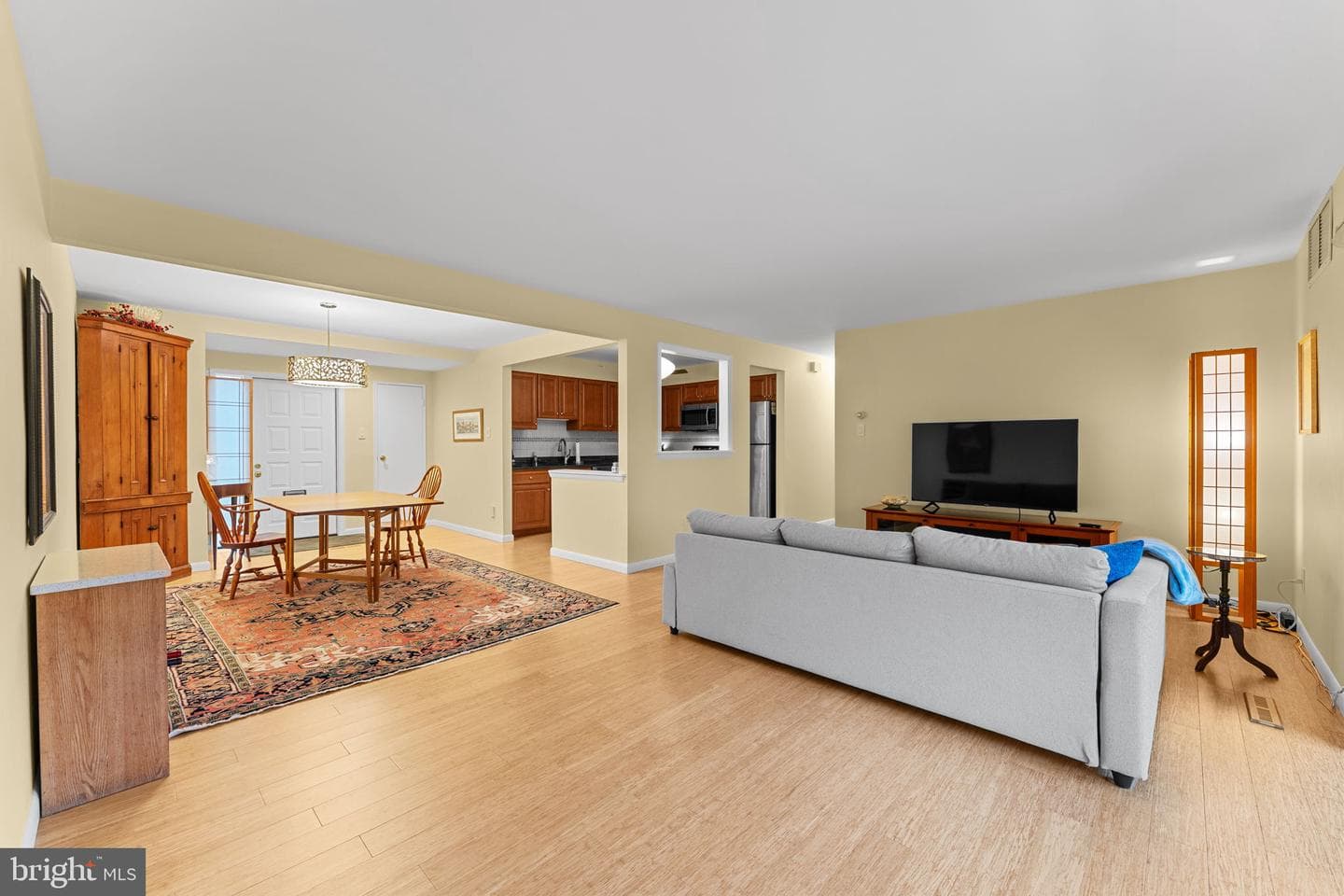1704 Raintree Lane photo 7
