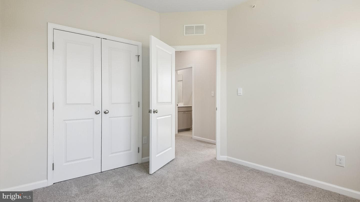 250 Smithworks Boulevard photo 18