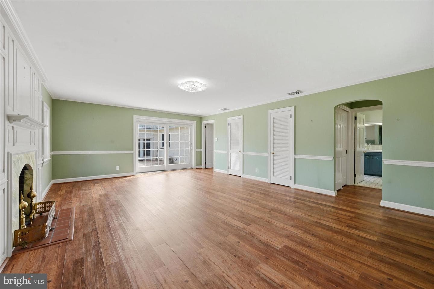 110 Ponds Edge Drive photo 13