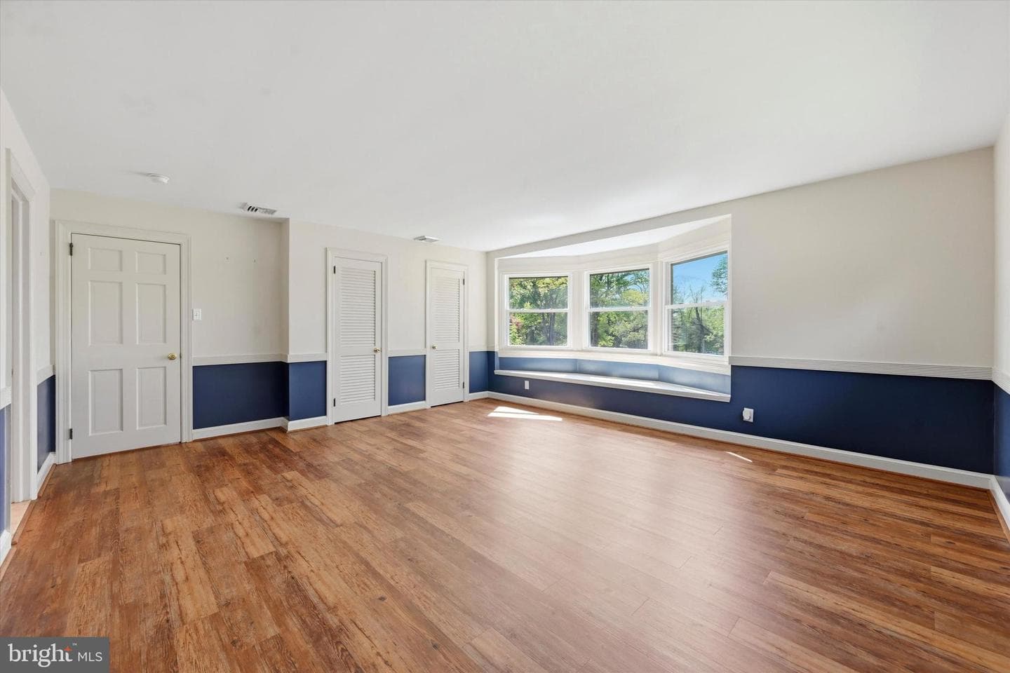 110 Ponds Edge Drive photo 29