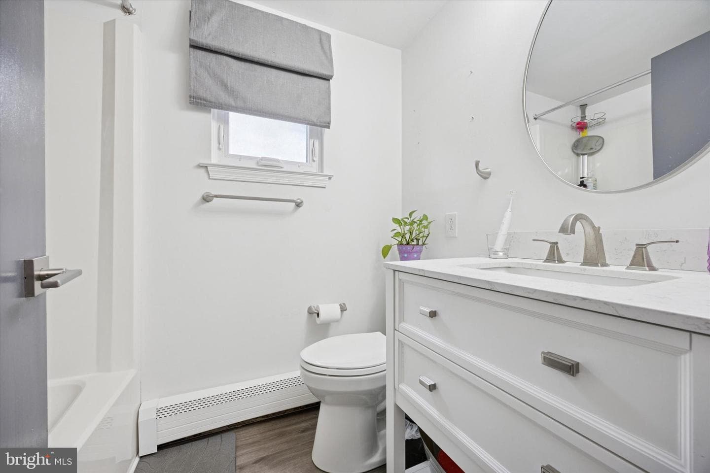 315 Oak Lane W photo 12