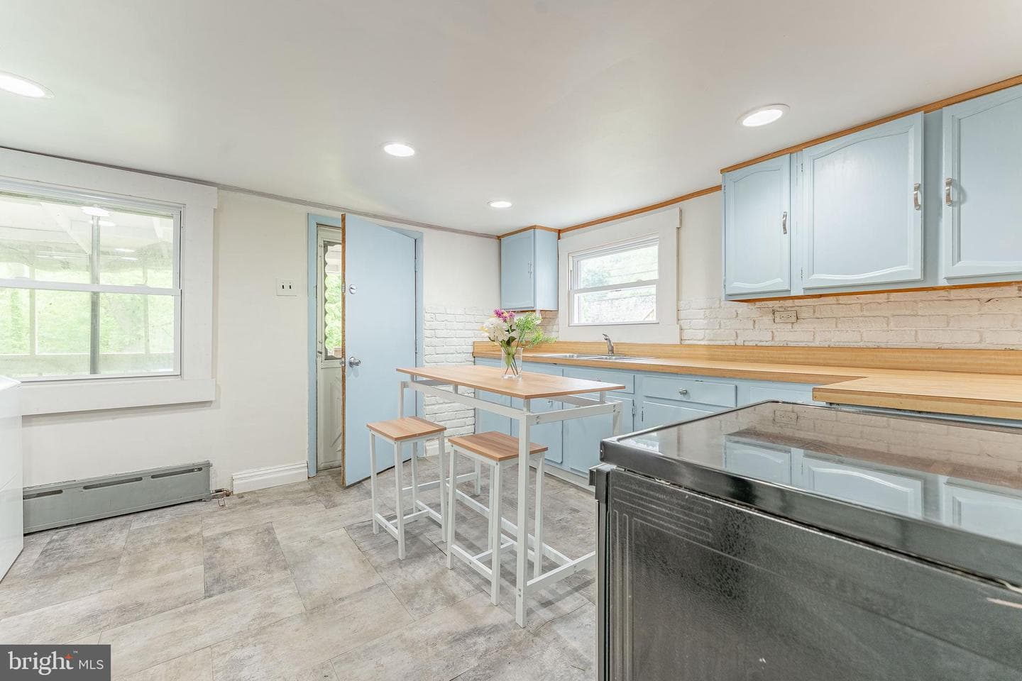 263 Mount Airy Rd photo 15