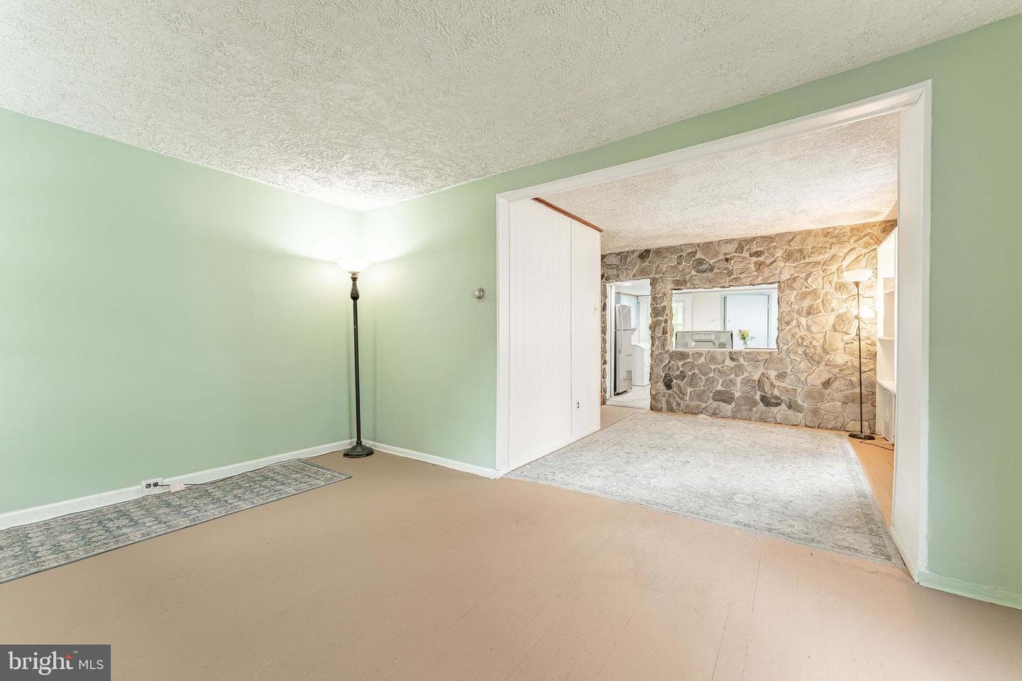 263 Mount Airy Rd photo 6