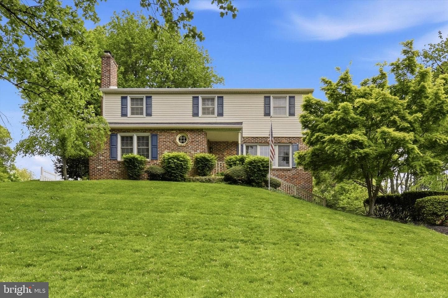 1200 Estate Drive photo 1