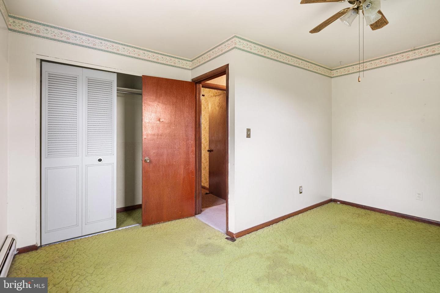 557 Media Road photo 15