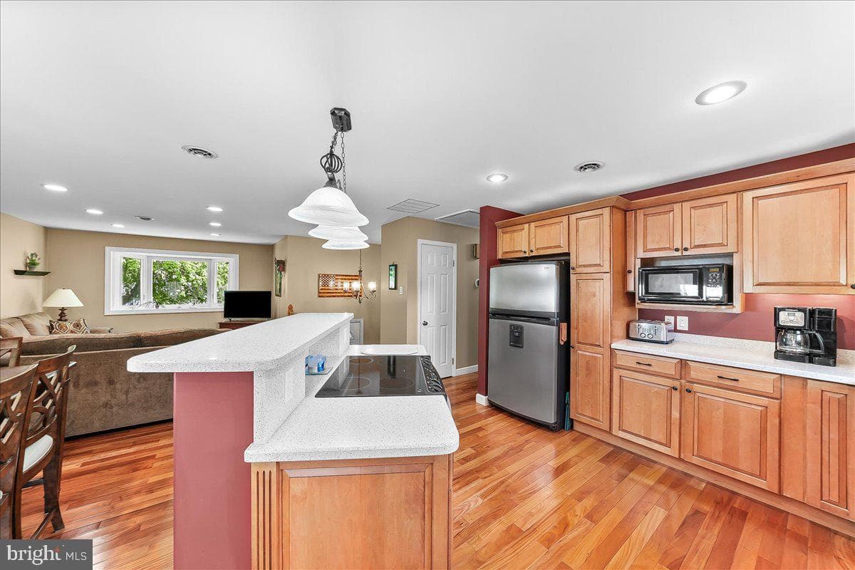 691 State Road photo 10