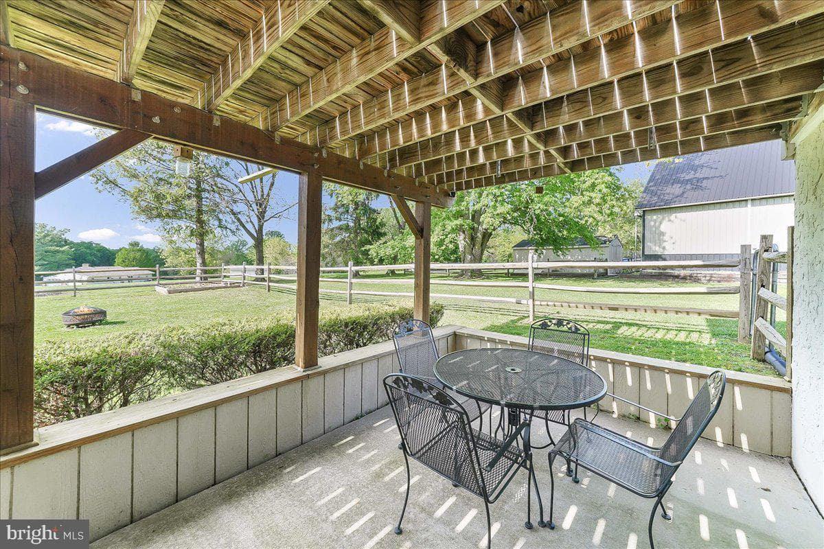 691 State Road photo 33