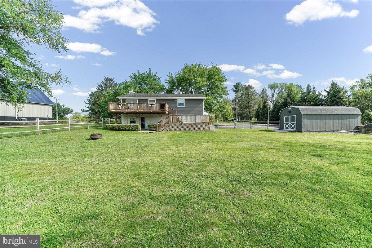 691 State Road photo 4