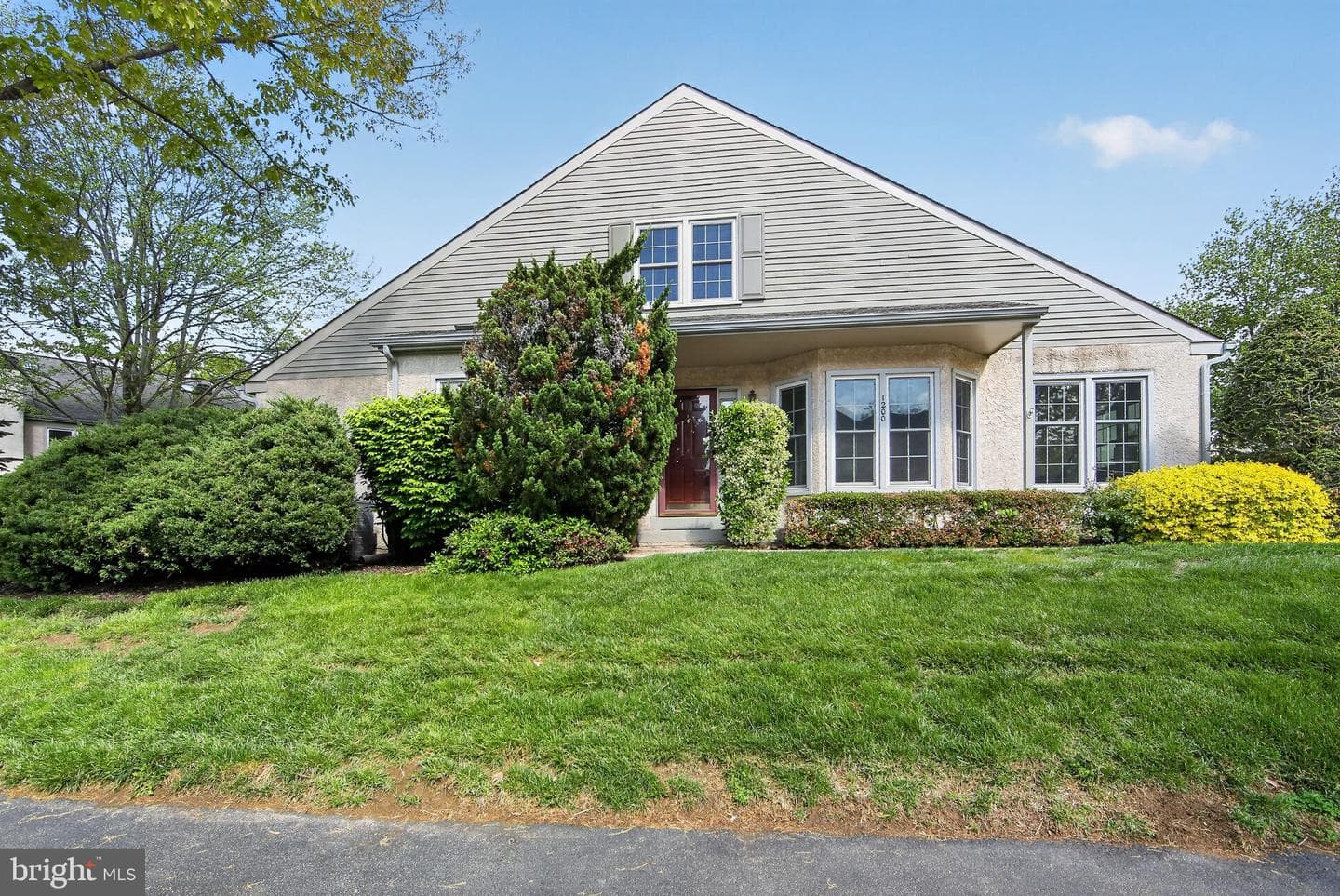 1200 Halifax Court photo 2