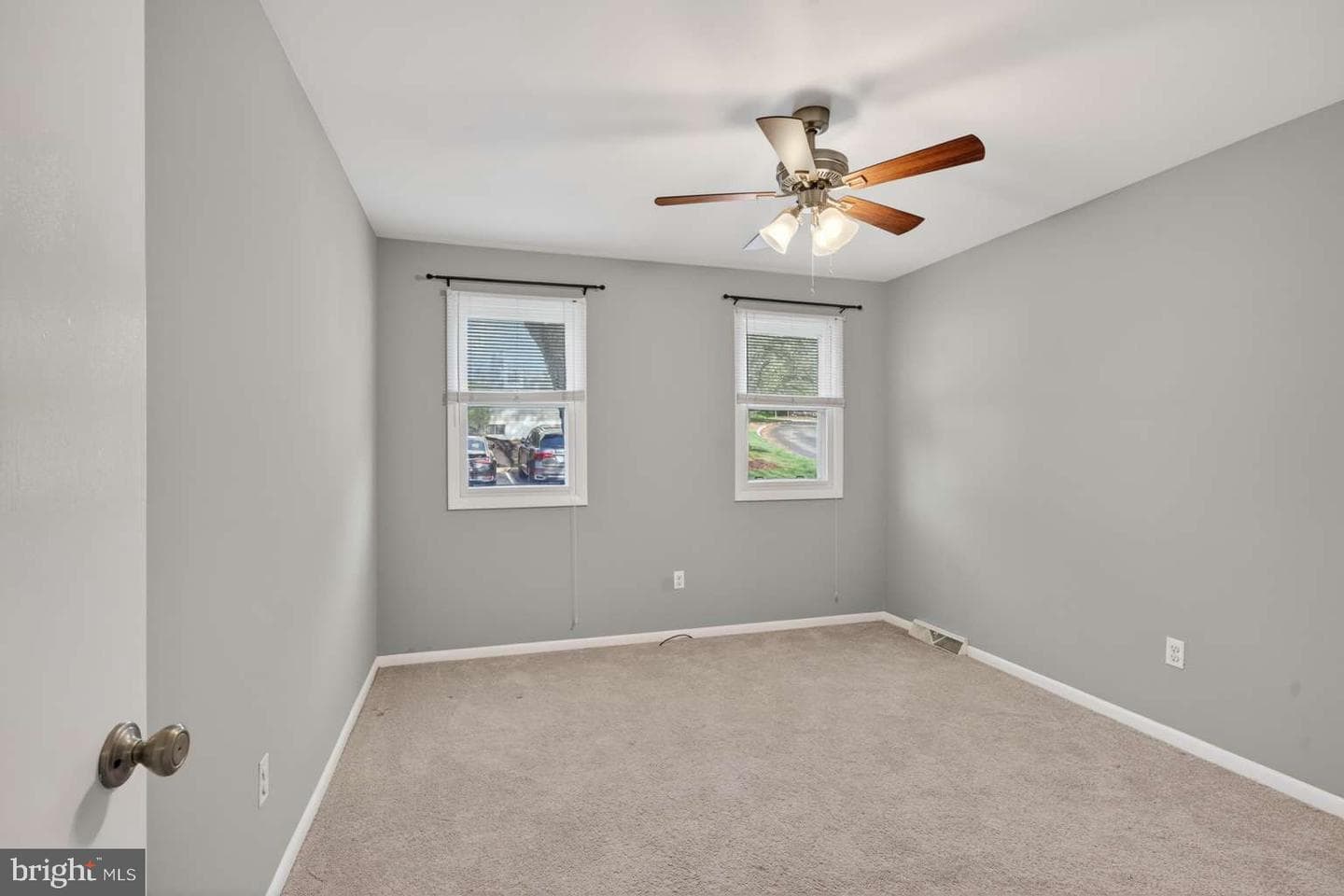 1801 Saint Johnsbury Court photo 9
