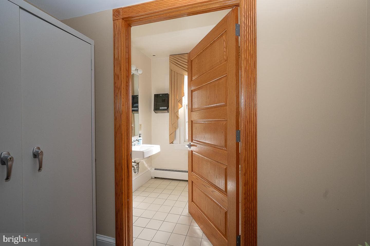 61 Cassatt Avenue photo 33