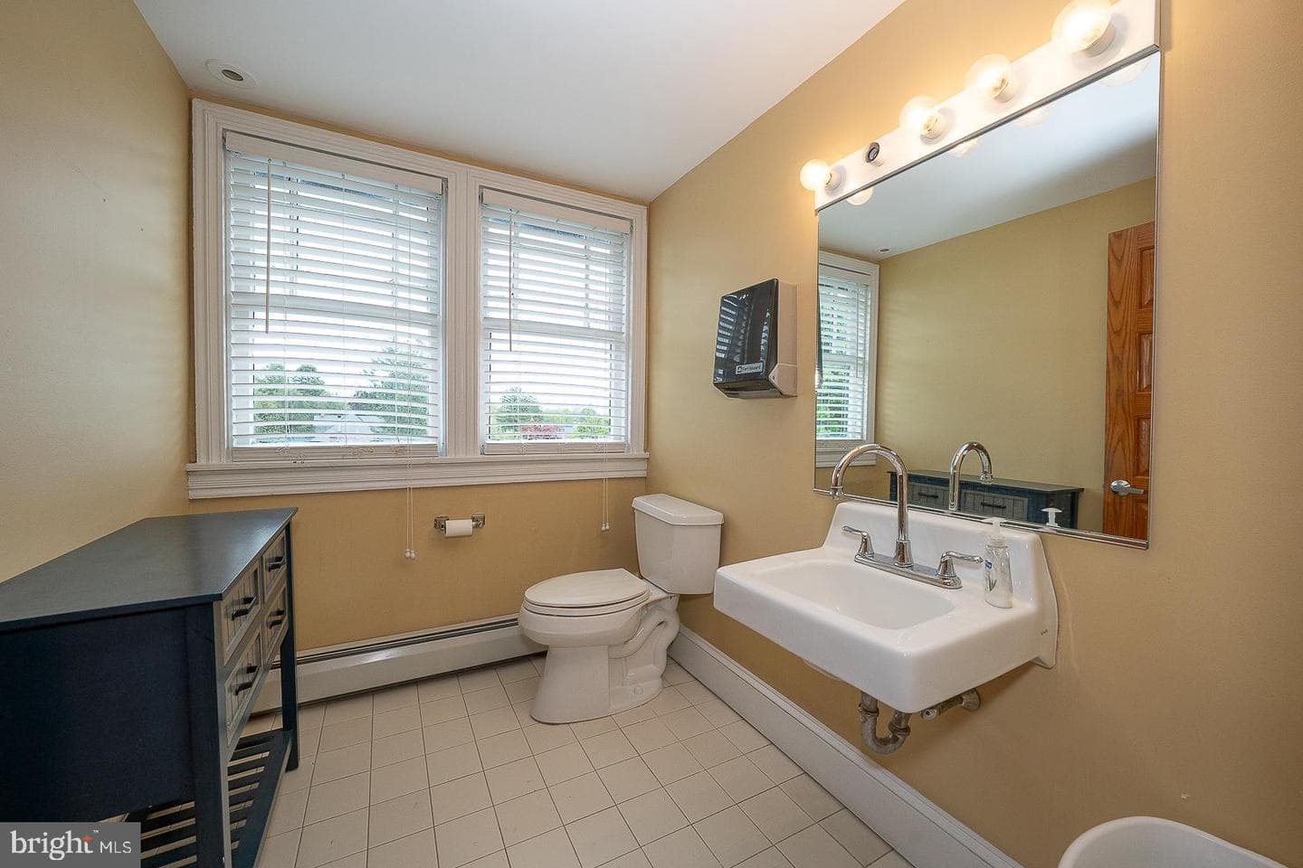 61 Cassatt Avenue photo 38