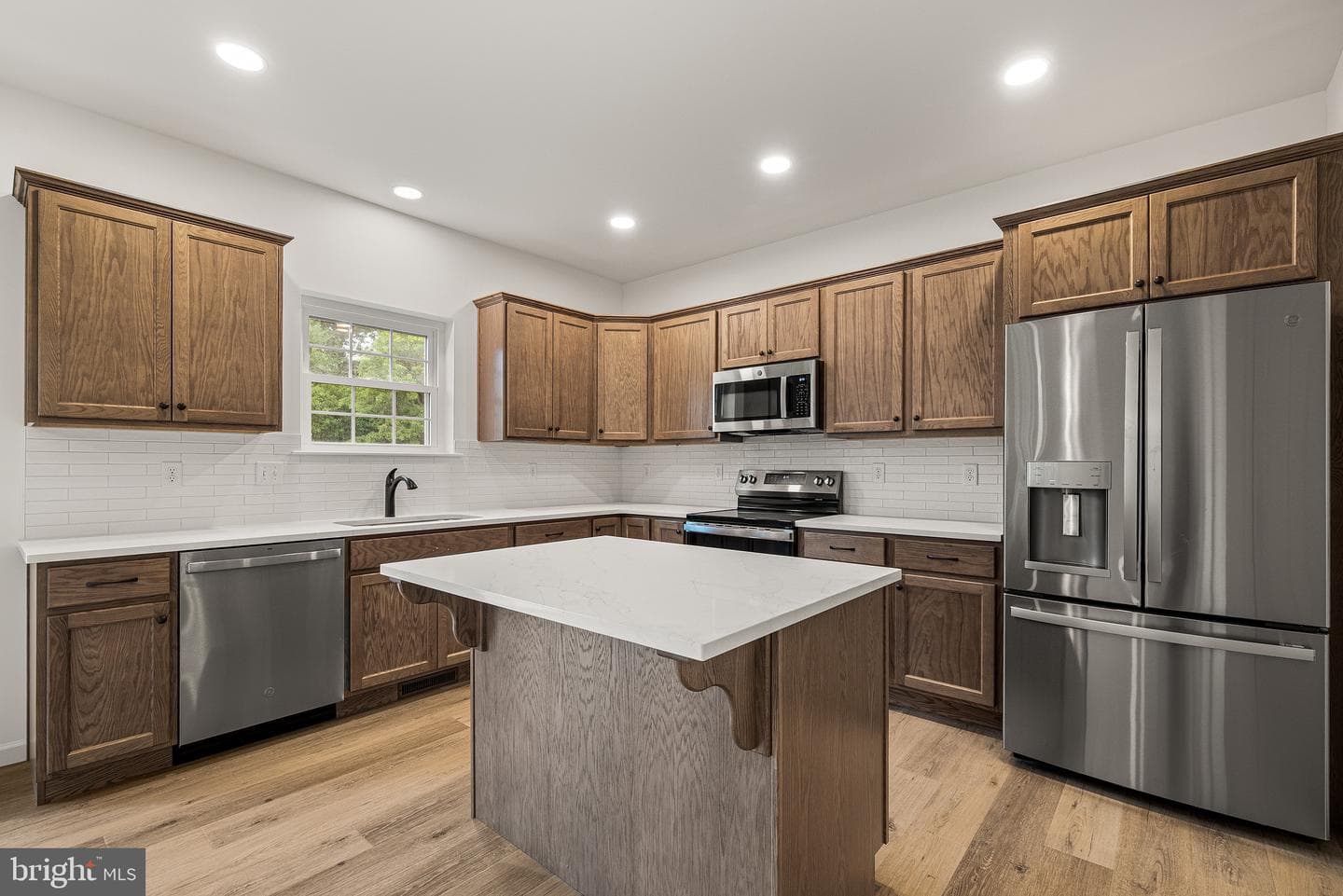 Wickmere St #b (Cortland) photo 15