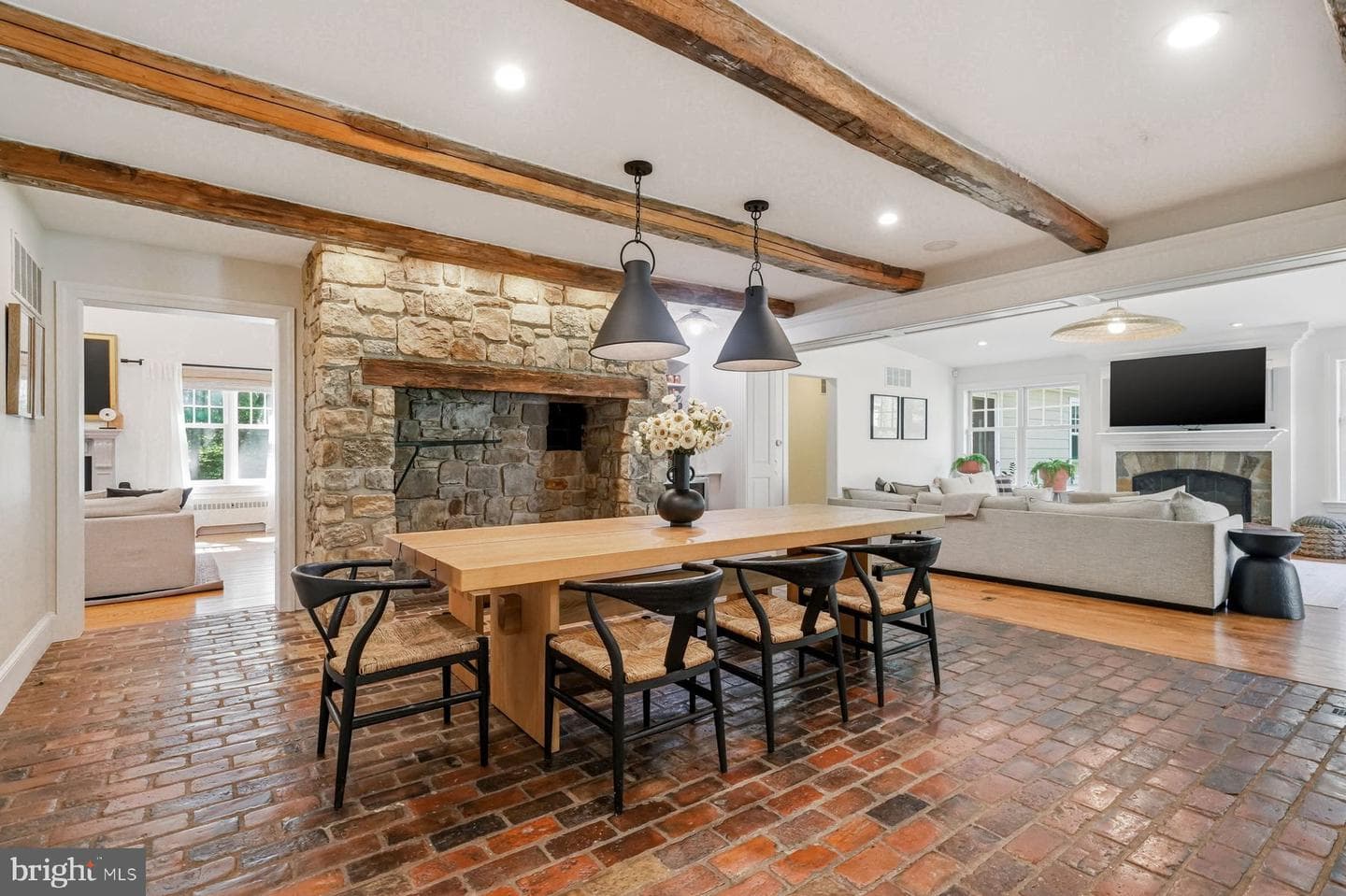 1295 Argyle Road photo 13