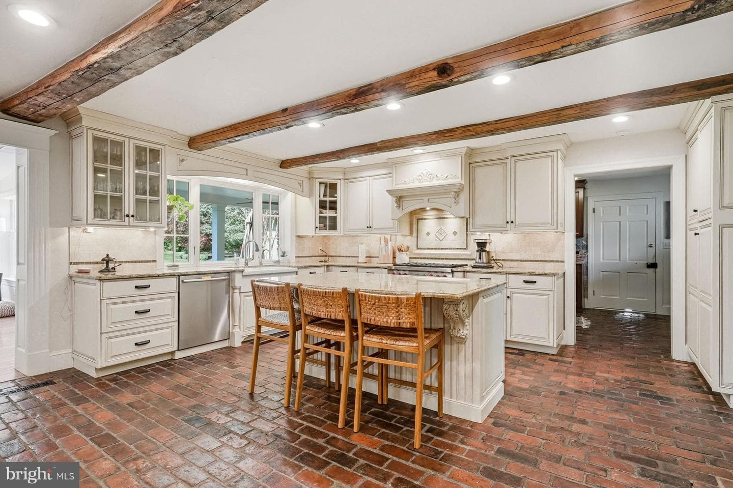1295 Argyle Road photo 16