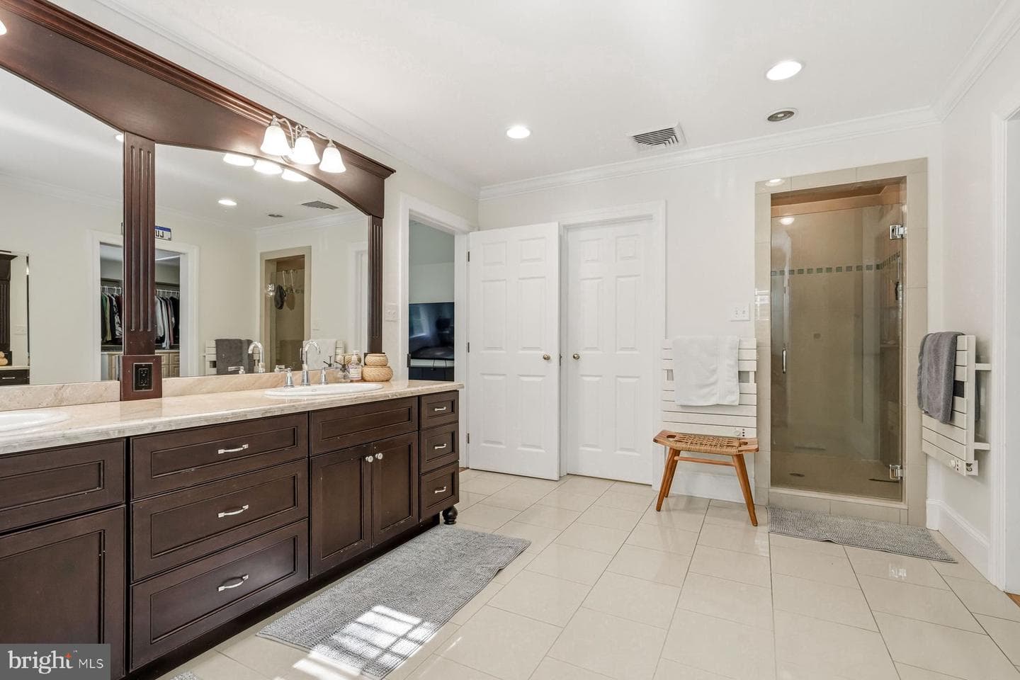 1295 Argyle Road photo 25