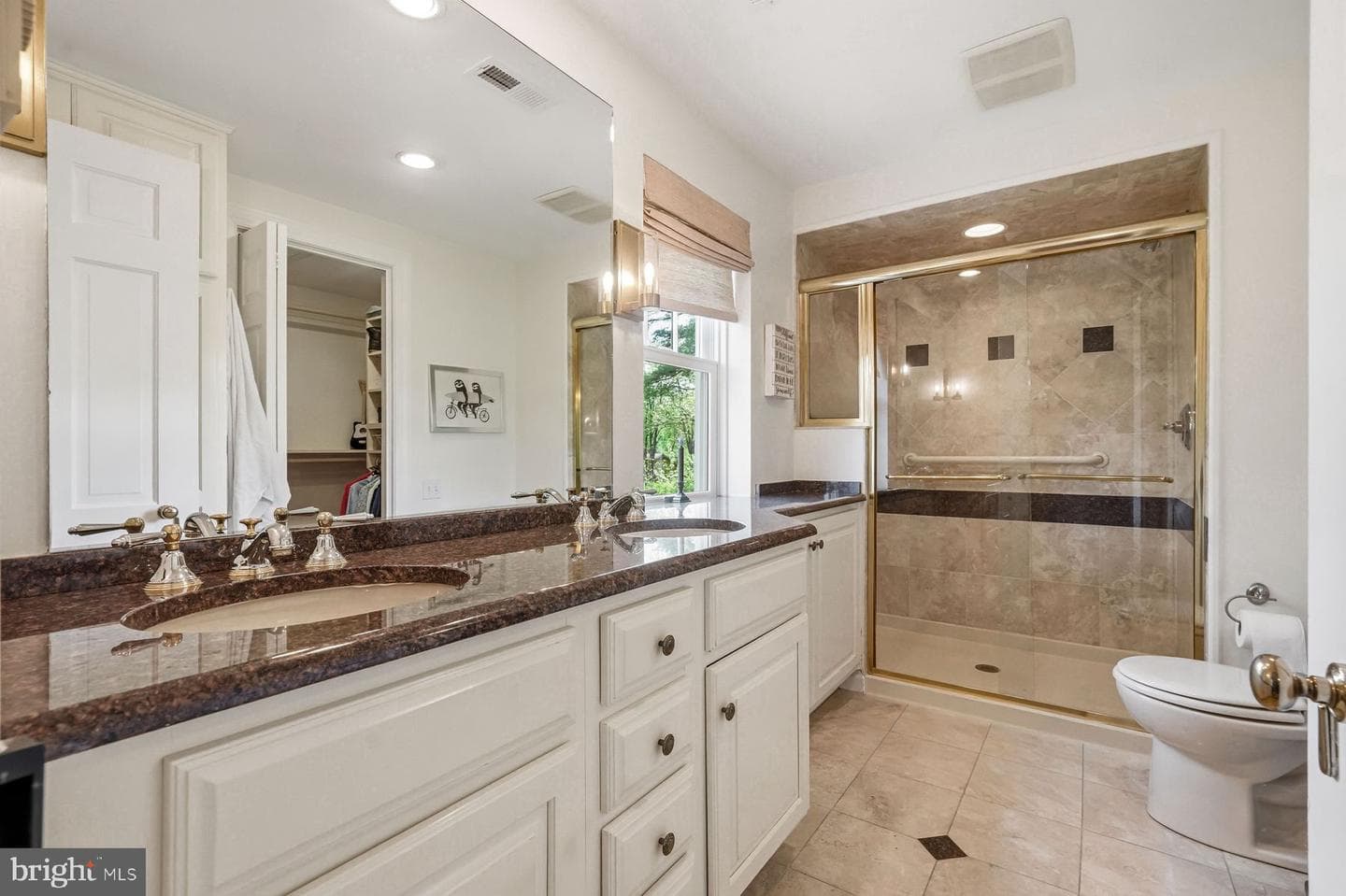 1295 Argyle Road photo 32