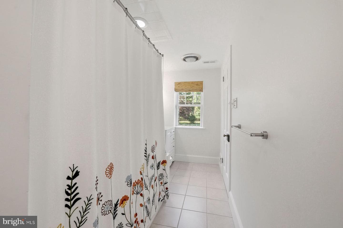 1295 Argyle Road photo 37