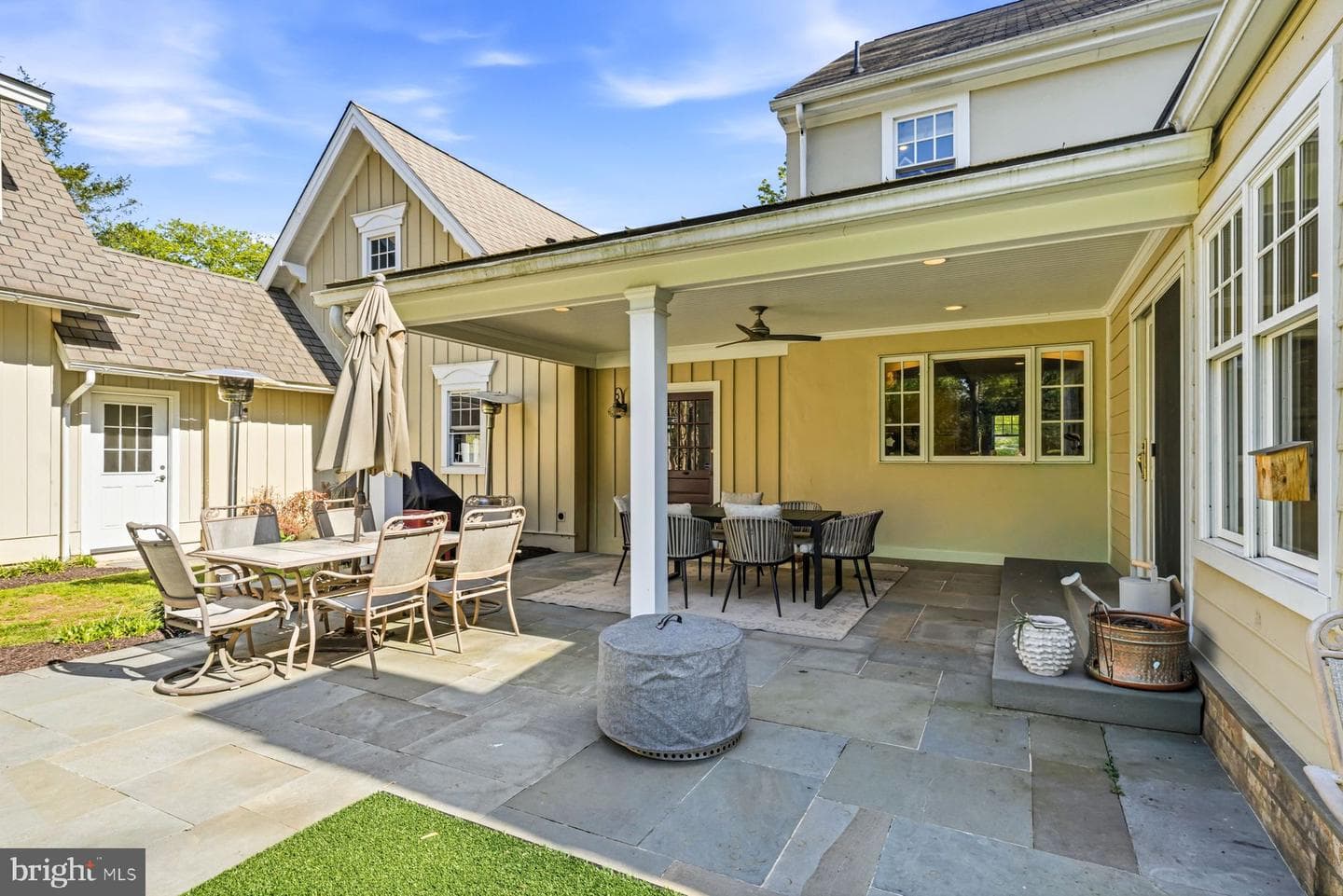 1295 Argyle Road photo 44