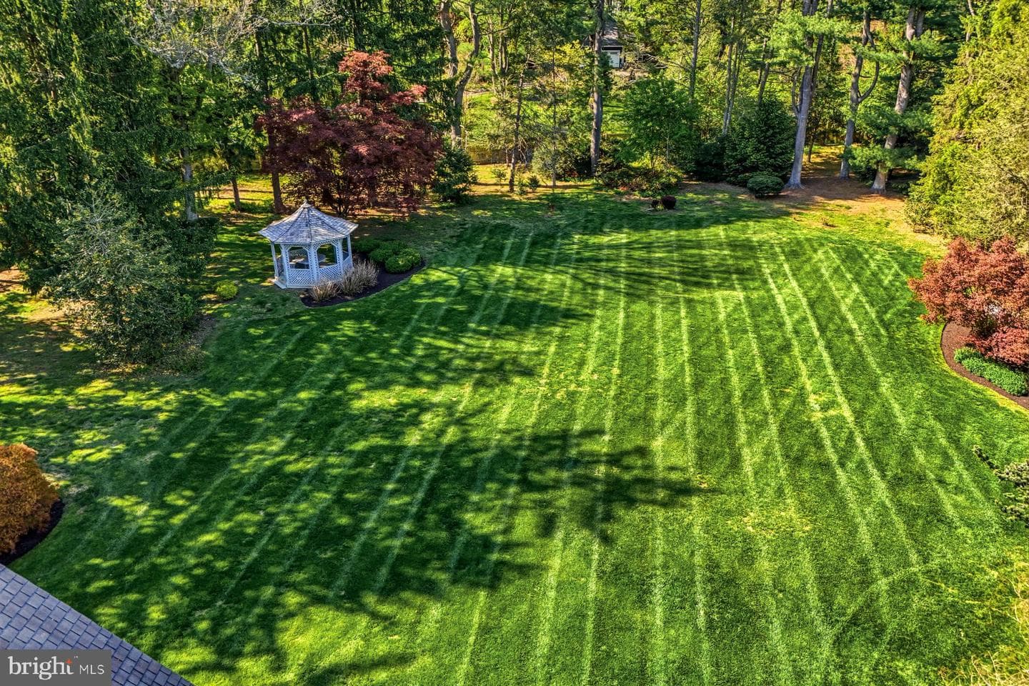 1295 Argyle Road photo 45