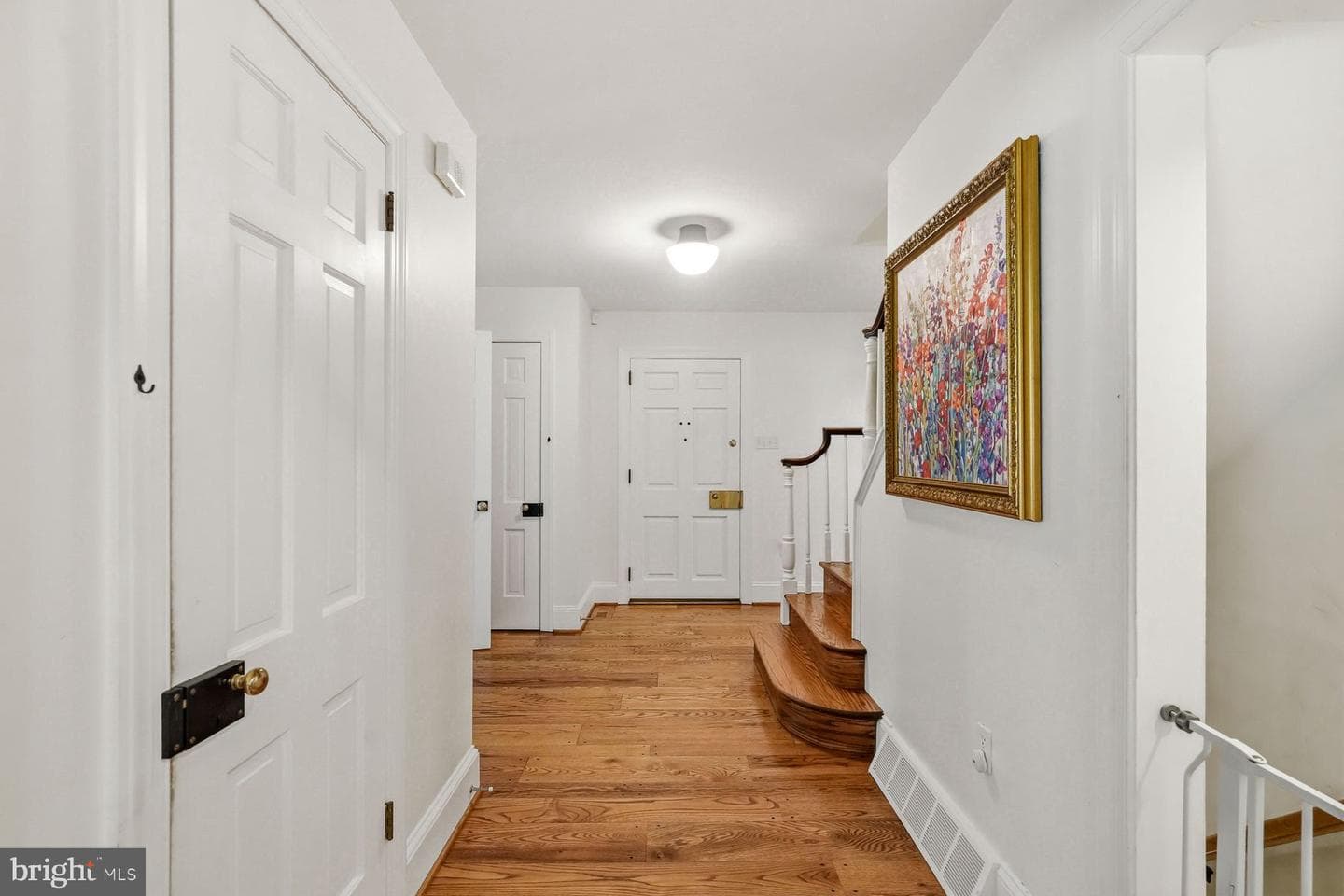 1295 Argyle Road photo 7