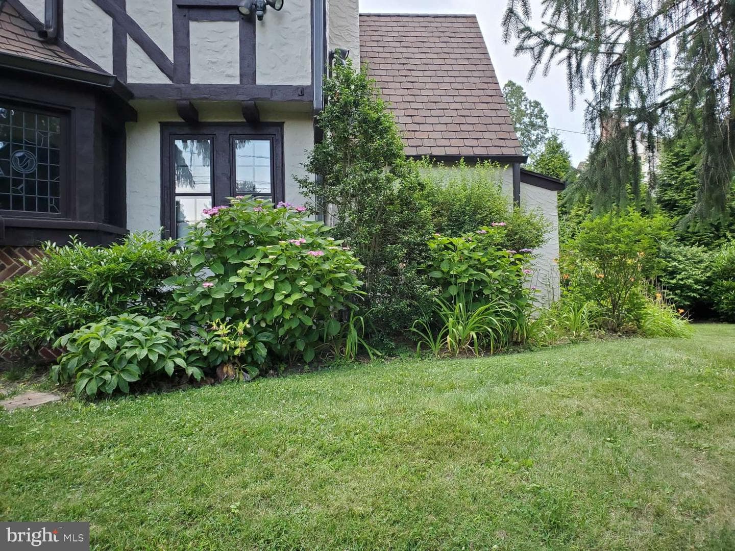273 Strafford Avenue photo 40
