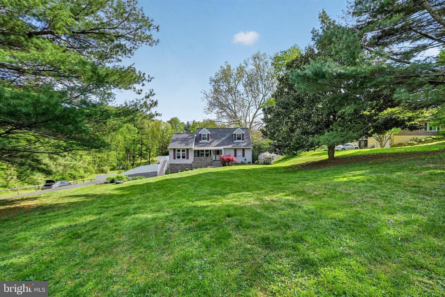 134 Galloping Hill Road photo 3